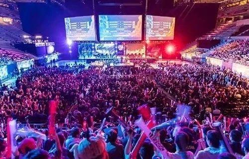 奠定坚实基 奠定坚实基