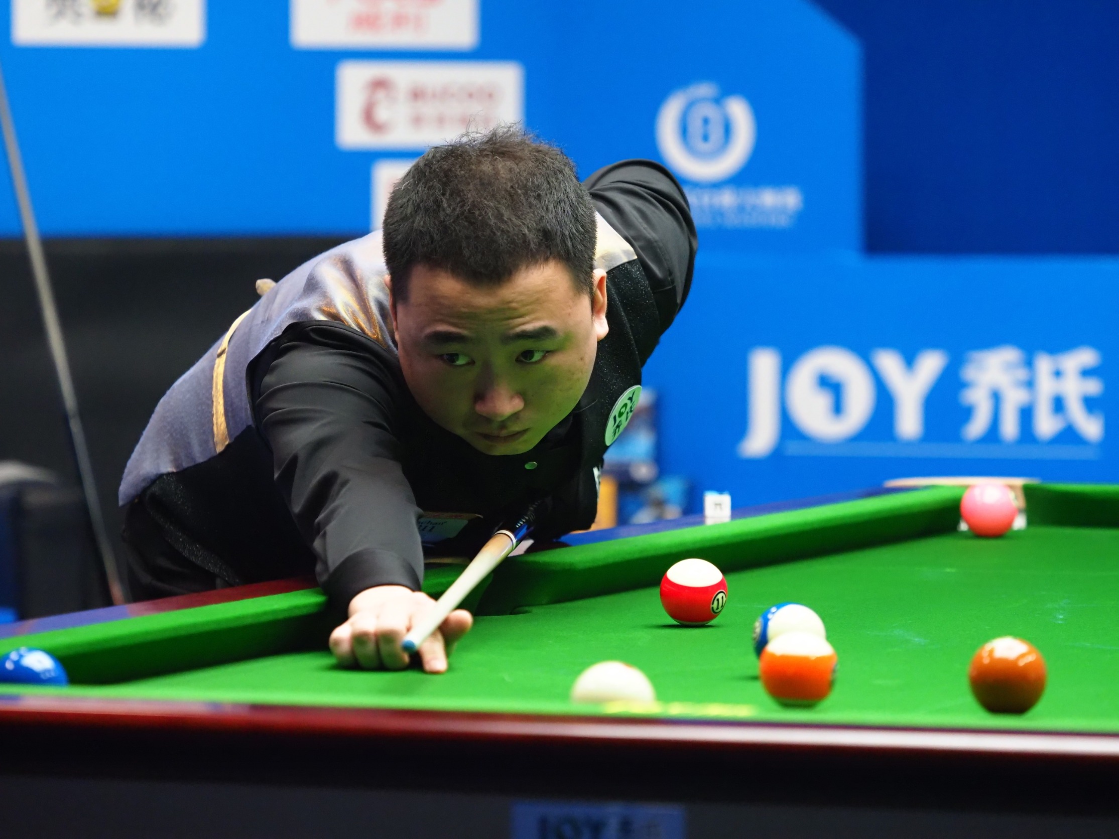 素是更衣室 素是更衣室