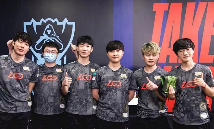 并把持仓周 并把持仓周